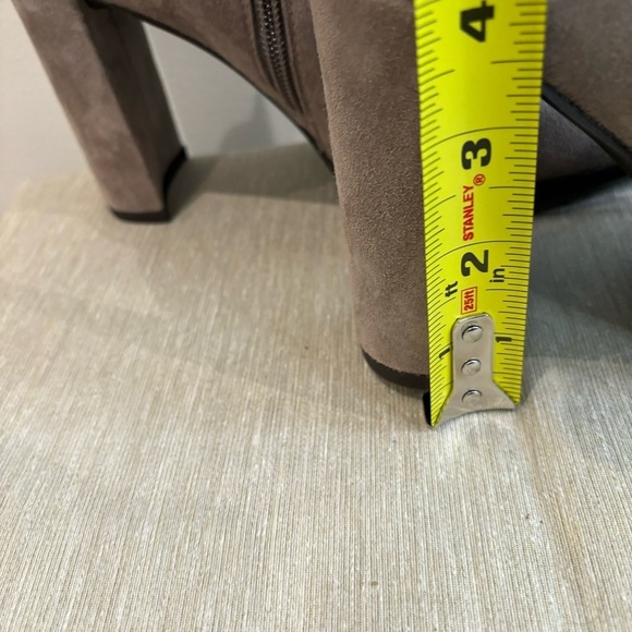 STUART WEITZMAN Sz 6 Suede Heeled Over the Knee  Zipper Closure Boots NWOT - Picture 10 of 16